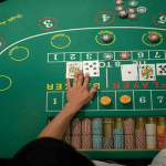 Các Công Cụ Hỗ Trợ Đếm Bài Baccarat Tại Debet